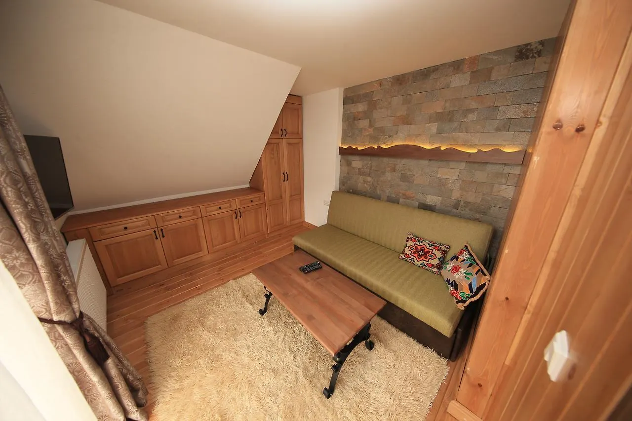 Chalet The Forest Lodge 반스코